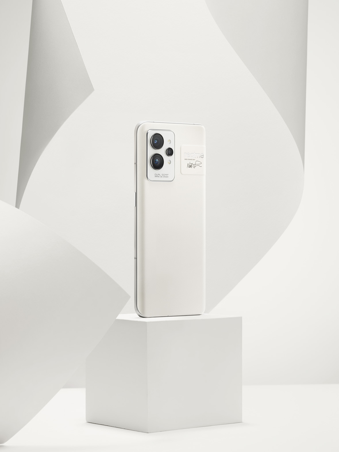 realme GT 2 Pro diluncurkan pada Maret 2022